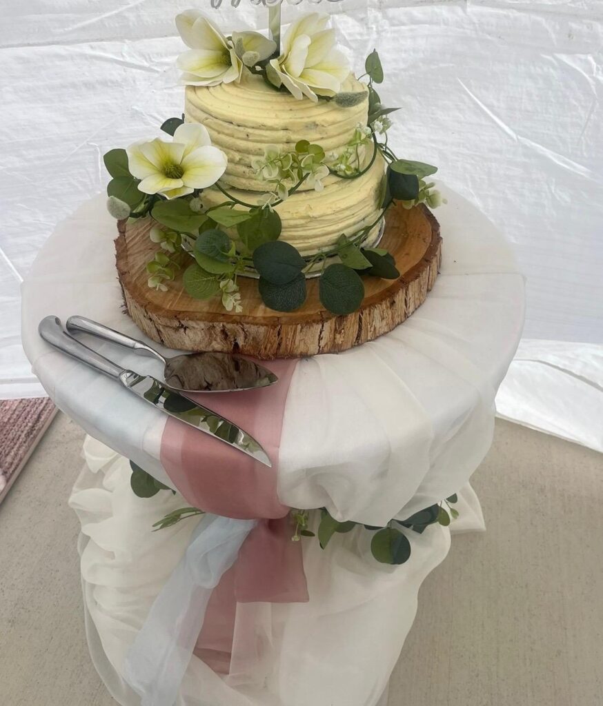 Gallery Wedding Cake